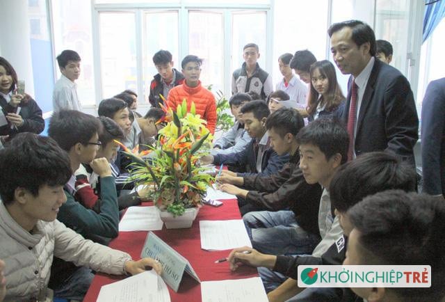 Bộ trưởng Đào Ngọc Dung: "Bạn trẻ hãy khởi nghiệp từ công việc đơn giản nhất"