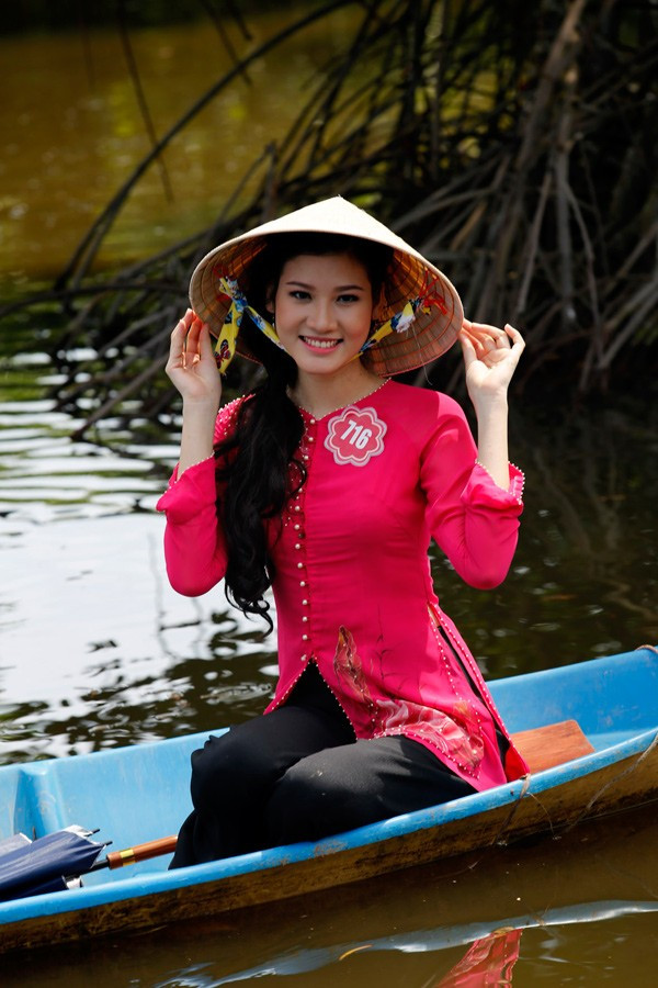 Ngất ngây nhan sắc thí sinh Hoa hậu Việt Nam trong tà áo bà ba 15