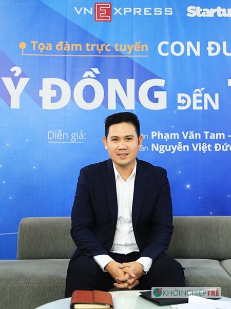 Ông Phạm Văn Tam - Chủ tịch HĐQT Tập đoàn công nghệ Asanzo. Ảnh: Hữu Khoa.