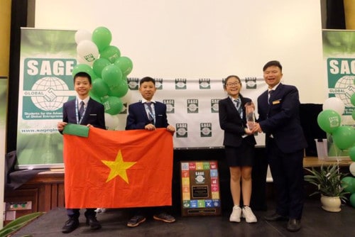 Tại cuộc thi khởi nghiệp quốc tế dành cho học sinh phổ thông đội Việt Nam giành giải quán quân