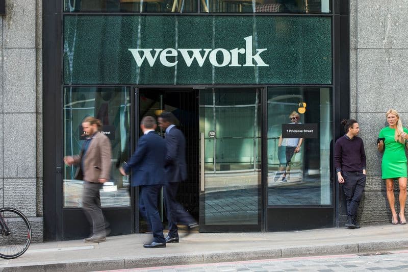 Kế hoạch IPO của startup 'con cưng' WeWork bị hoãn do SoftBank yêu cầu 2